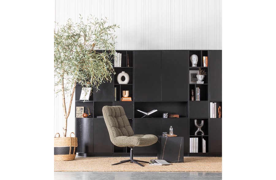 WOOOD Job svingstol - varm grnn polyester teddystoff og sort metall