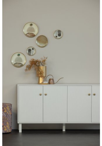 TRE Madu skjenk, m. 4 drer og 2 hyller - skygr furu og metall