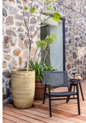 WOOOD Pem hagestol, med armlener - sort aluminium 