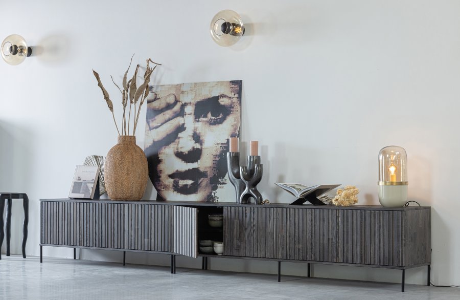 WOOOD EKSKLUSIV Ny Gravure TV-bord, m. 3 trykk for  pne drer - espresso askefiner/svart metall (B:150)