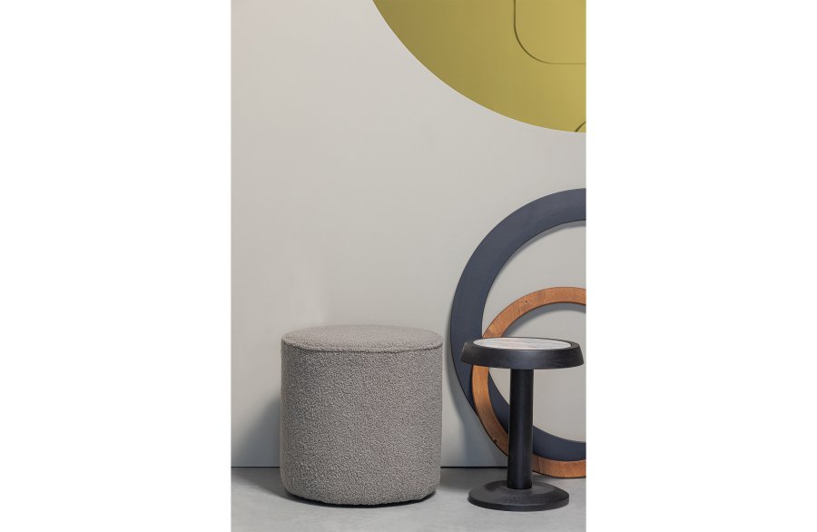 TRE EKSKLUSIVT Nanne sidebord, rundt - marmor og svart mangotre (36)