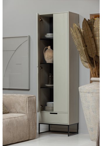 WOOOD Silas garderobeskap, 2 drer, 3 hyller, 1 skuff - stv (gr/sand) brstet furu og metall