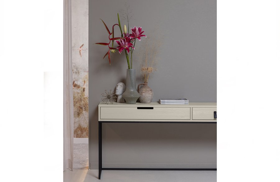 TRE Silas sidebord, m. 2 skuffer - stv (gr/sand) brstet furu og svart metall (140x40)