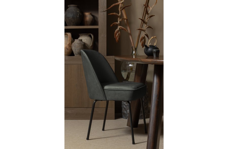 WOOOD Vogue spisebordstol - mrkegrnn flyelspolyester og sort metall