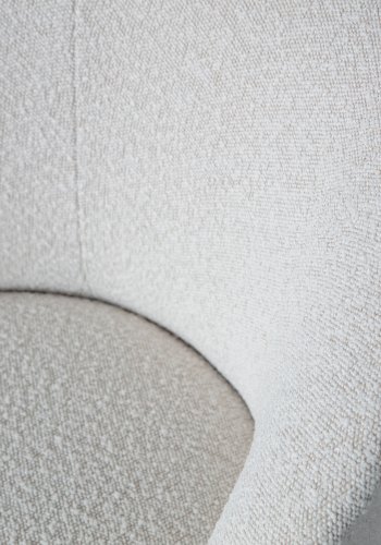 WOOOD Vogue lenestol - naturlig bouclé polyesterstoff og svart metall