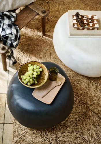 VTWONEN Pebble salongbord for inne og ute, rundt - antrasittgr fiberleire (50)