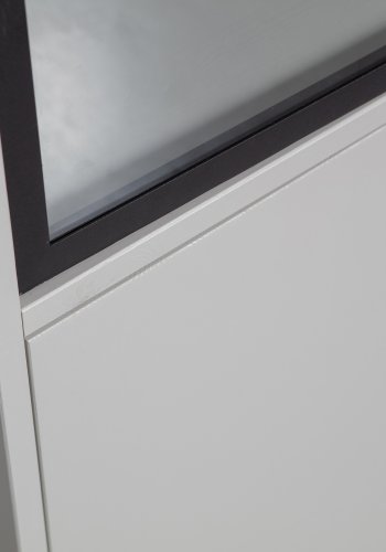 VTWONEN Basic vitrineskap, m. 2 trykk for  pne drer, 5 hyller - glass, svart metall og tkegr furu