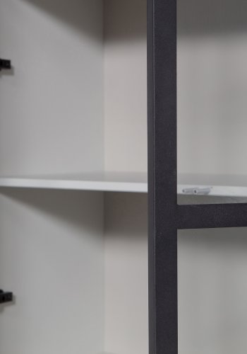 VTWONEN Basic vitrineskap, m. 4 trykk for  pne drer, 5 hyller - glass, svart metall og tkegr furu