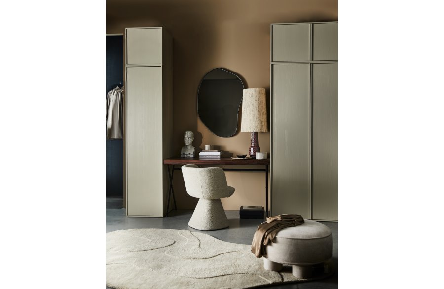 VTWONEN Daily Closet Enkelt skap, 1 dr, 2 skuffer, 2 hyller, 1 stang - dakargrau furu (H:200)