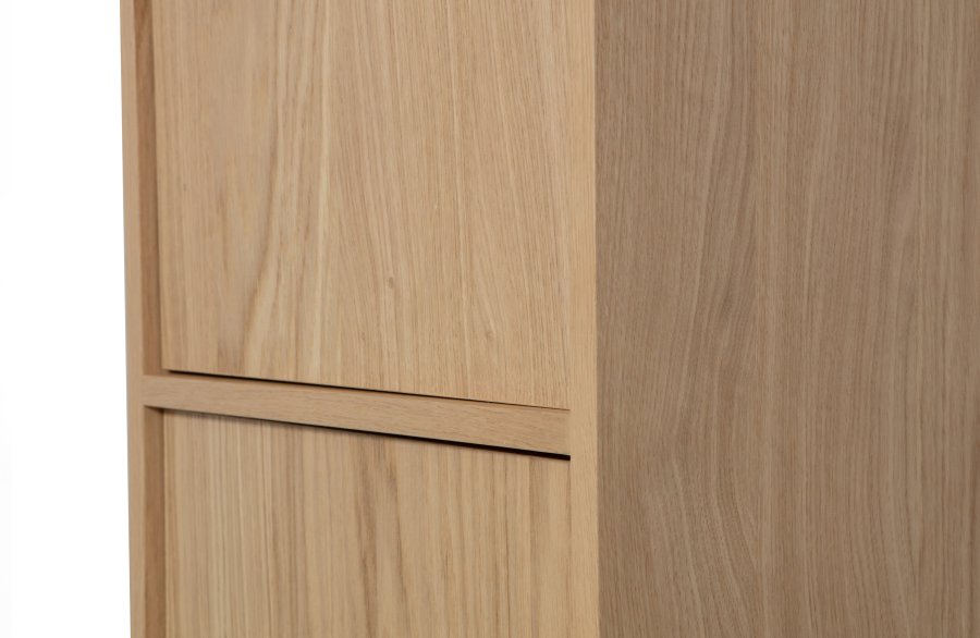 VTWONEN Modulrt overskap, m. 2 trykk for  pne drer og 4 hyller - naturlig matt eikefiner (40x40)