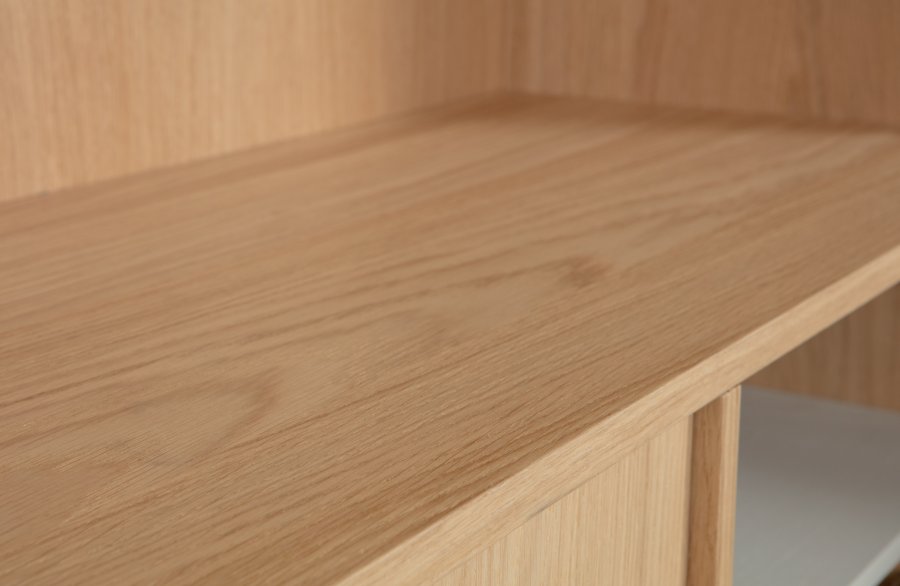 VTWONEN Modulrt overskap, m. 2 trykk for  pne drer og hyller - naturlig matt eikefiner (110x40)