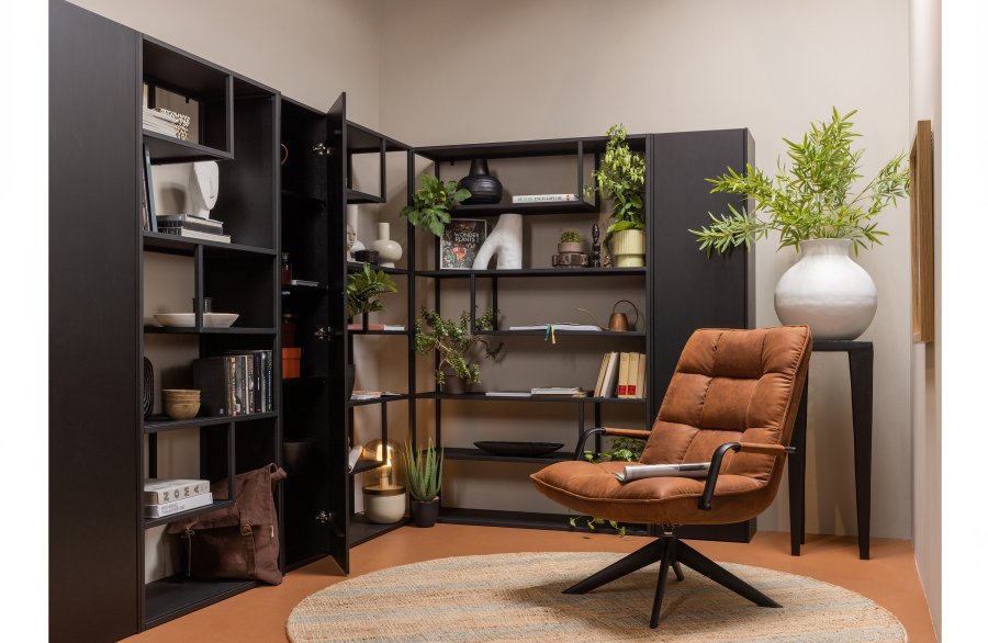 TRE Teun skap, m. 1 trykk for  pne dr og 4 hyller - svart furu