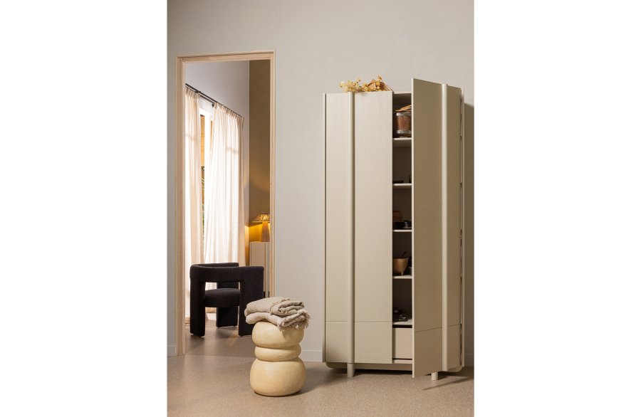 TRE EKSKLUSIVT Yvo sidebord, kologisk - gr/sandfiber leire (37x35)