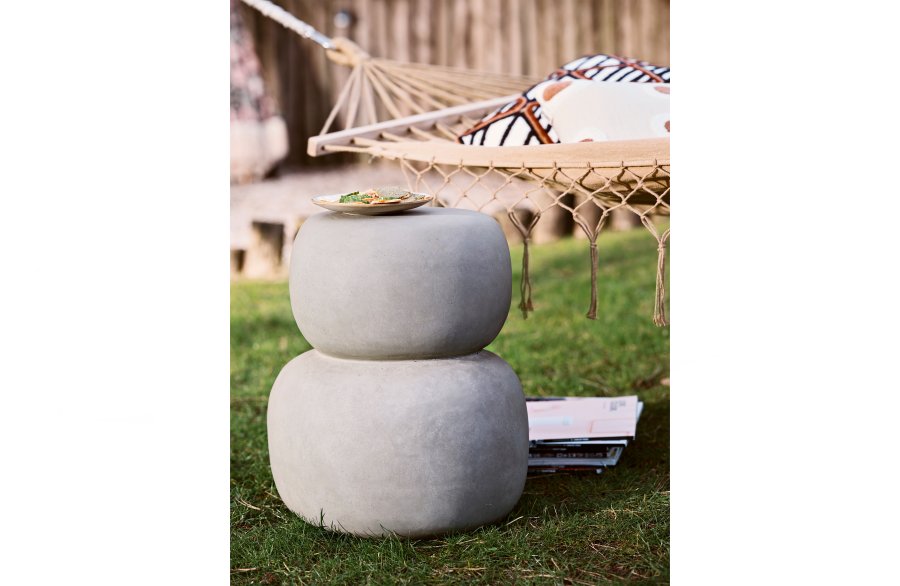 TRE EKSKLUSIVT Oda sidebord, kologisk - grnn/gr fiberleire (41x35)