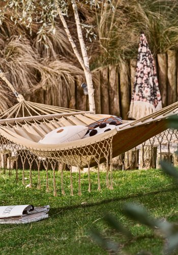 TRE EKSKLUSIVT Oda sidebord, kologisk - grnn/gr fiberleire (41x35)