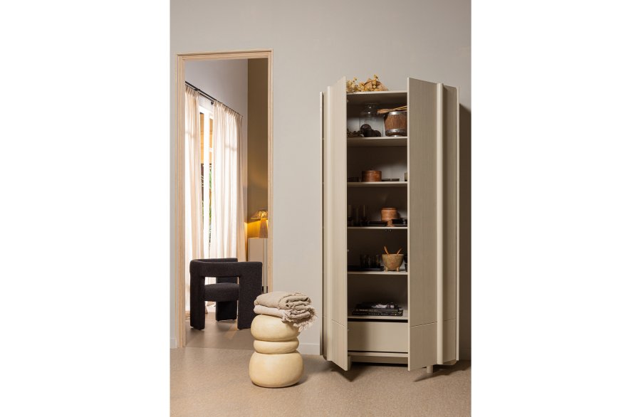 TRE EKSKLUSIV Basu-skap, m. 2 drer, 1 skuff og 5 hyller - dust furu