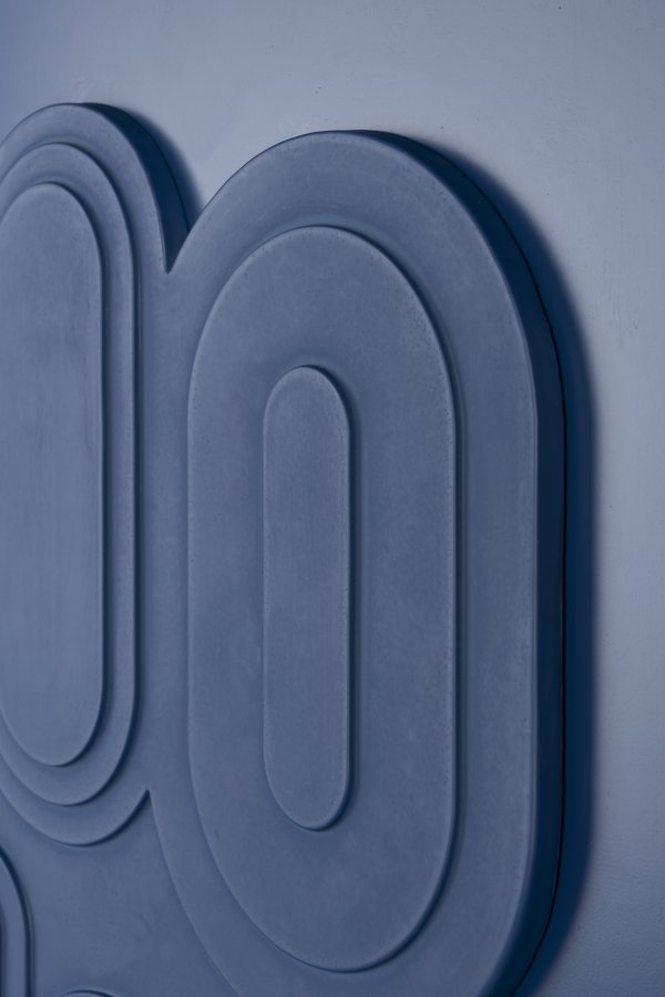 ZUIVER August veggdekorasjon 3D, rektangulr - bl gips og bl treramme (64x52)