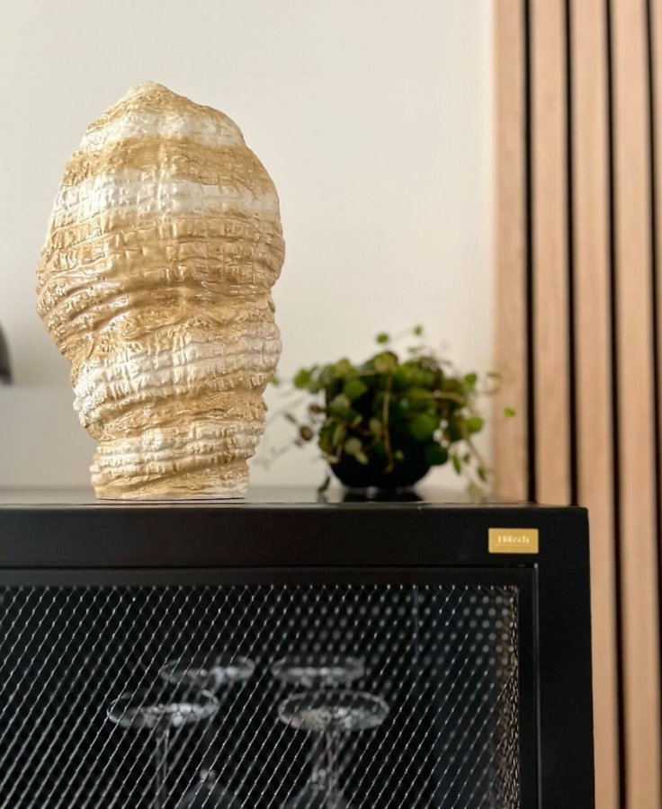 BLOOMINGVILLE Nano-Muschelvase – Polyresin (H:30)