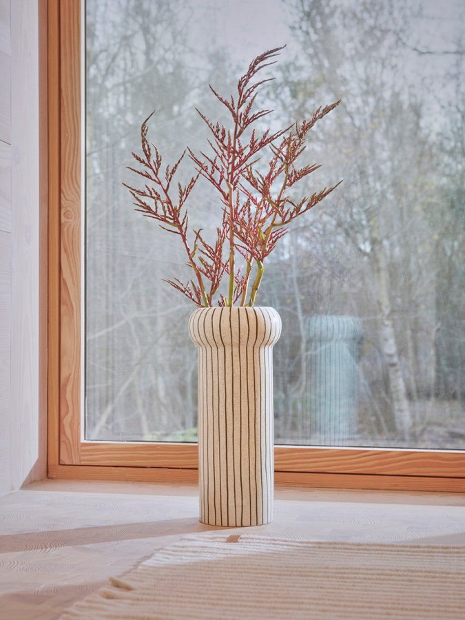 OYOY LIVING Aki Vase - Mrkegrnt steinty