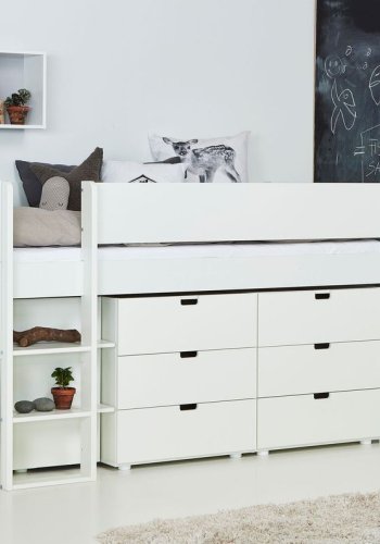 Manis-H Arn Halvh&ouml;g s&auml;ng med klassisk s&auml;nggrind och f&ouml;rvaring - 200 cm - 90x160