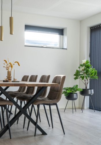 HOUSE NORDIC Ardola blomsterstativ, rundt - svart stl (sett med 2)