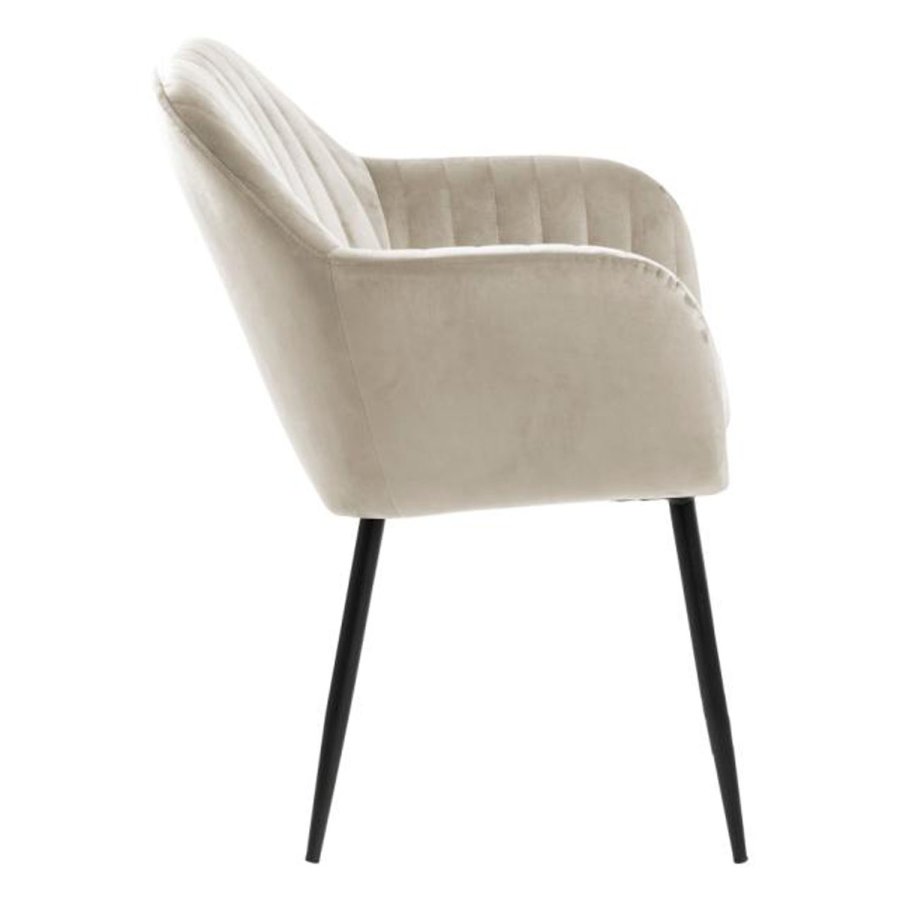 ACT NORDIC Emilia Sessel, mit Armlehnen – Sandpolyester und schwarzes Metall