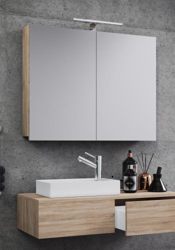 Gudas baderomsmbelsett - speilglass, keramikk og naturlig melamin