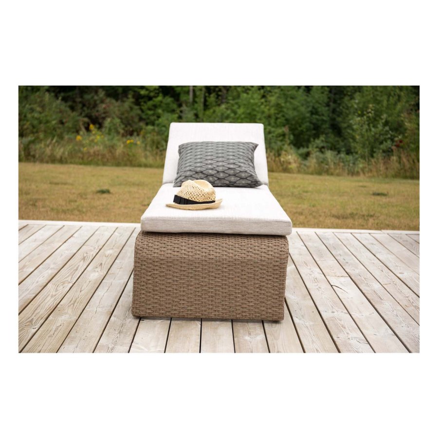 VENTURE DESIGN London utendrs fluktstol med pute i sandstoff og hjul - naturlig rotting og aluminium 