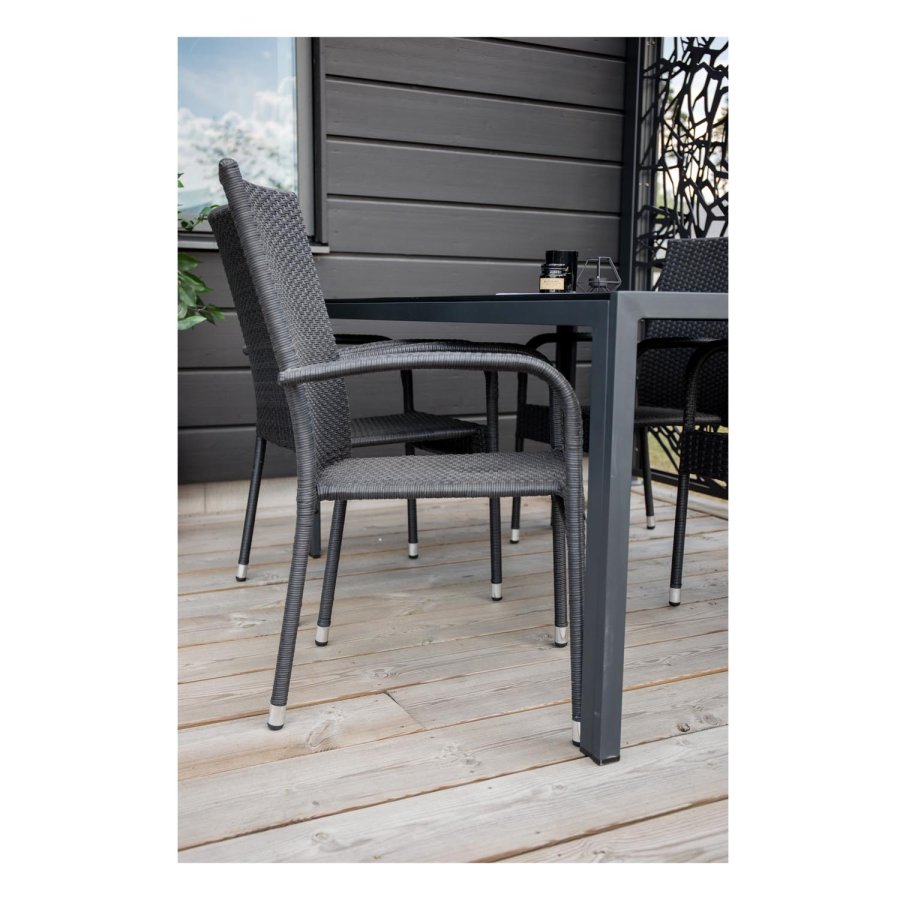 VENTURE DESIGN Anna hagestol med armlener - sort rotting og stl 