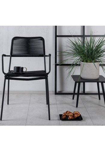 VENTURE DESIGN Lindos hagestol, med armlener - svart polyestertau, aluminium og stl