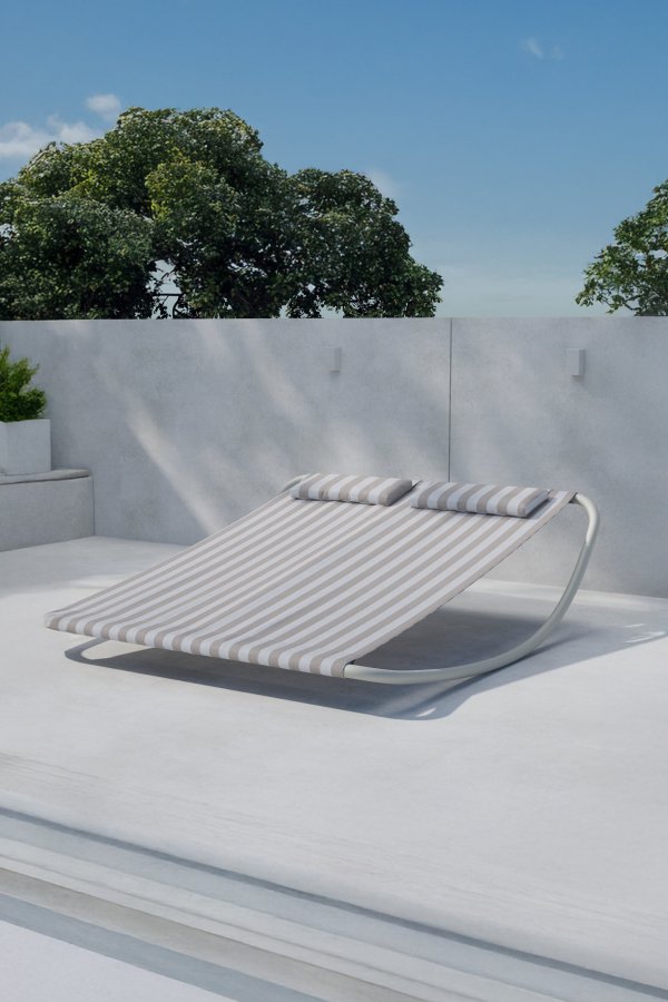 VENTURE HOME Gordo dobbel svingseng - beige ramme / stripete stoff