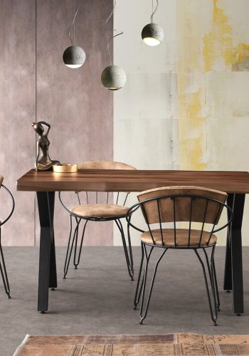 NORDVÄRK Istanbul spisestuestol med armlener - beige flyel og svart metall (sett med 2)