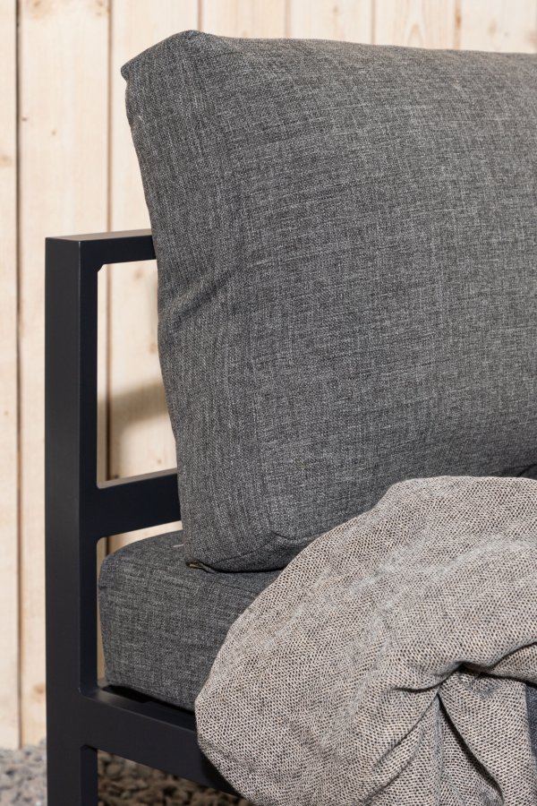 VENTURE HOME Copacabana Midtdekorasjon - Svart Alu / Gr� Pute