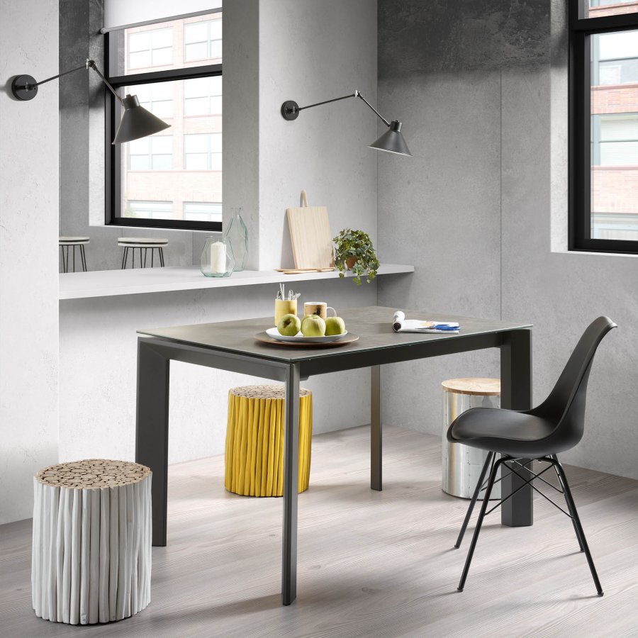 KAVE HOME Axis uttrekkbart porselensbord i antrasittfarget Volcano Ash-finish med stlben 140(200) cm