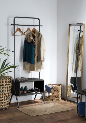 KAVE HOME Celsie klesstativ, med hylle - svart MDF og stl