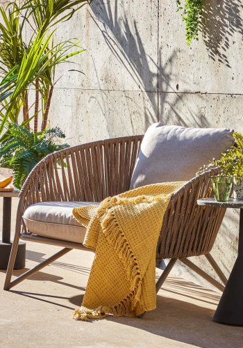 KAVE HOME Branzie lænestol - brunt metal og reb, m. grånbrune hynder, m. armlæn