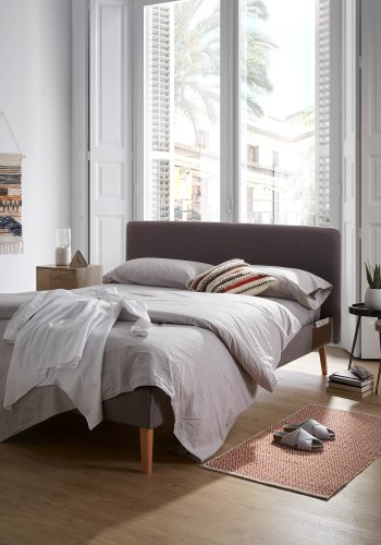 KAVE HOME Dyla sengegavl, m. aftageligt betr�k - gr� stof (til 150 cm seng)