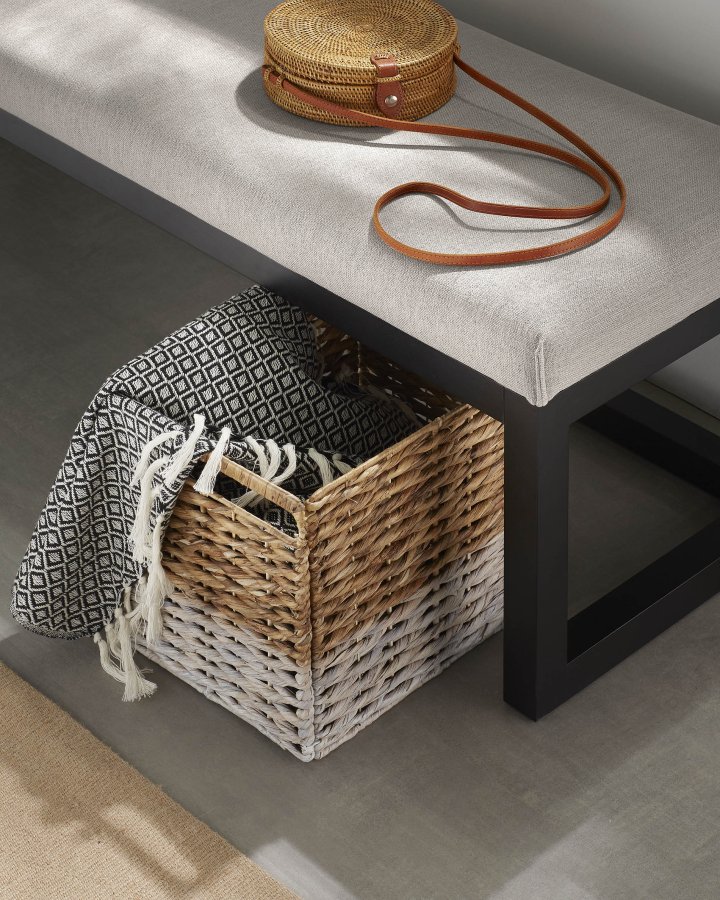 KAVE HOME Tr&auml; svart Loya b&auml;nk 128 cm