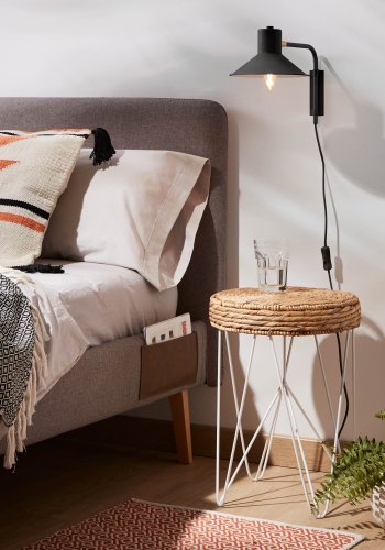 KAVE HOME Plass vegglampe - sort/messing metall 