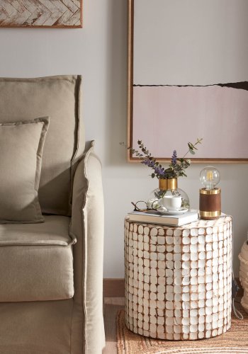 KAVE HOME Necoco sidebord i heltre mangotre og kokosnttskall  40 cm