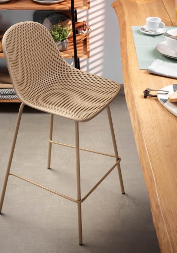 KAVE HOME Quinby barkrakk med ryggsttte og fotsttte - beige plast og metall