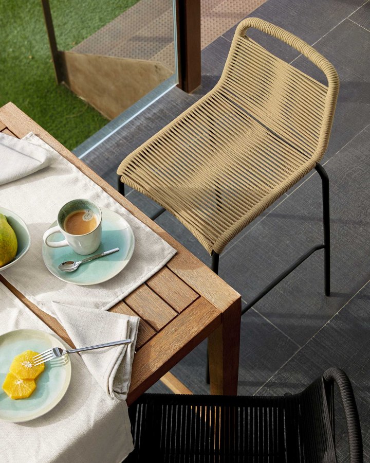 KAVE HOME Beige Glenville barkrakk for hagen, med ryggsttte og fotsttte - stl (100cm)