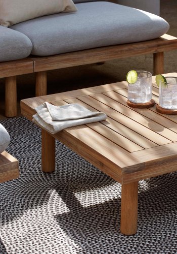 KAVE HOME Viridis salongsett m. 2 hagestoler og 1 hagebord, med stoffputer - naturlig akasietre og aluminium