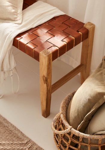 KAVE HOME Calixta benk, rektangulr - brunt skinn og naturlig teak (120x40)