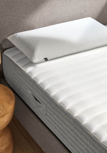 KAVE HOME Juno madras med pocketfjedre - hvid stof (150x200)