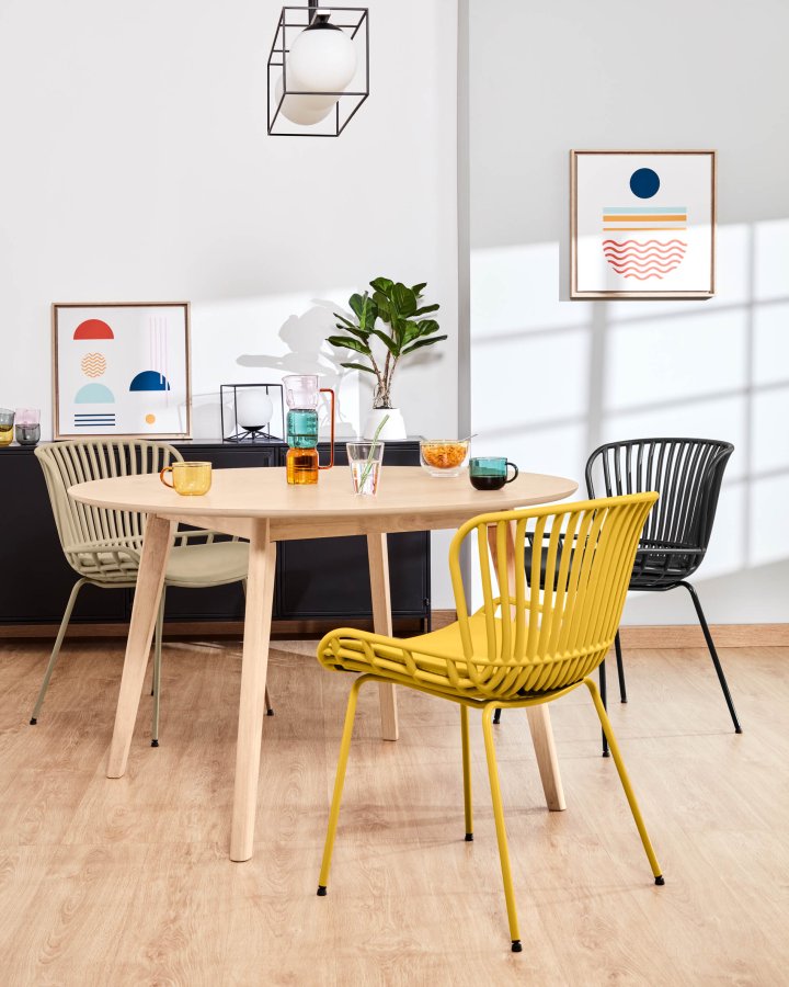 KAVE HOME Surpik spisebordsstol, med pute i syntetisk skinn - beige polypropylen og stl