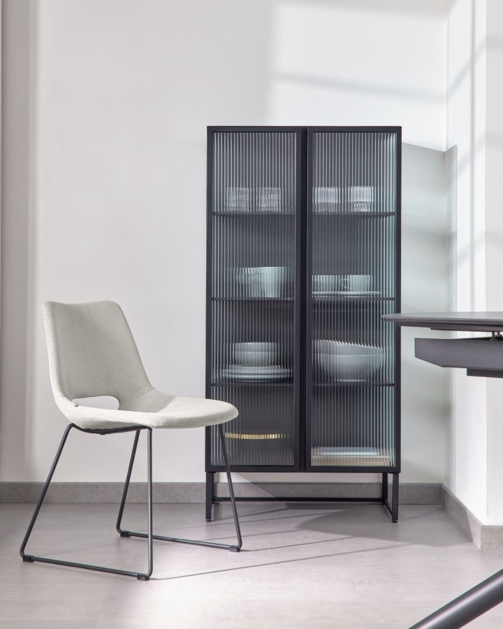 KAVE HOME Trixie vitrineskap, m. 2 drer - klart glass og sort stl (70x143)