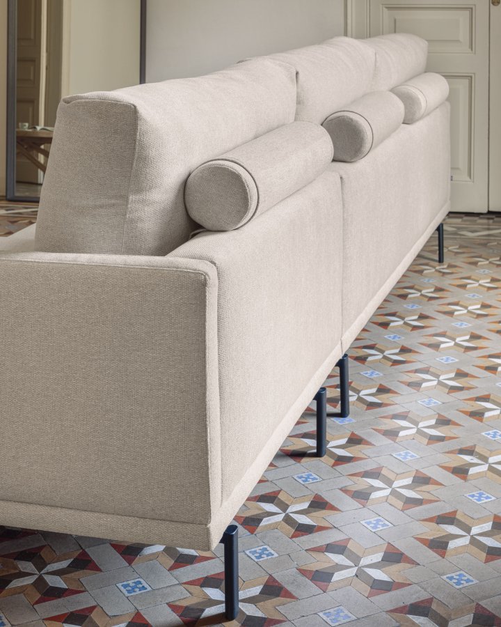 KAVE HOME Galene 4-manns sofa, med hyre sjeselong - beige resirkulerte fibre og jern