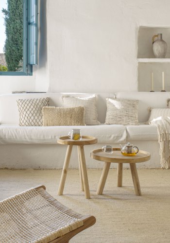 KAVE HOME Glenda rundt sidebord i solid teak,  35 cm