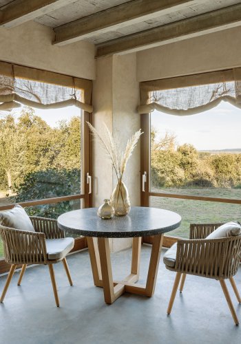 KAVE HOME Brenna mellombrun vase